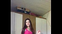 Novinha gostosa dançando
